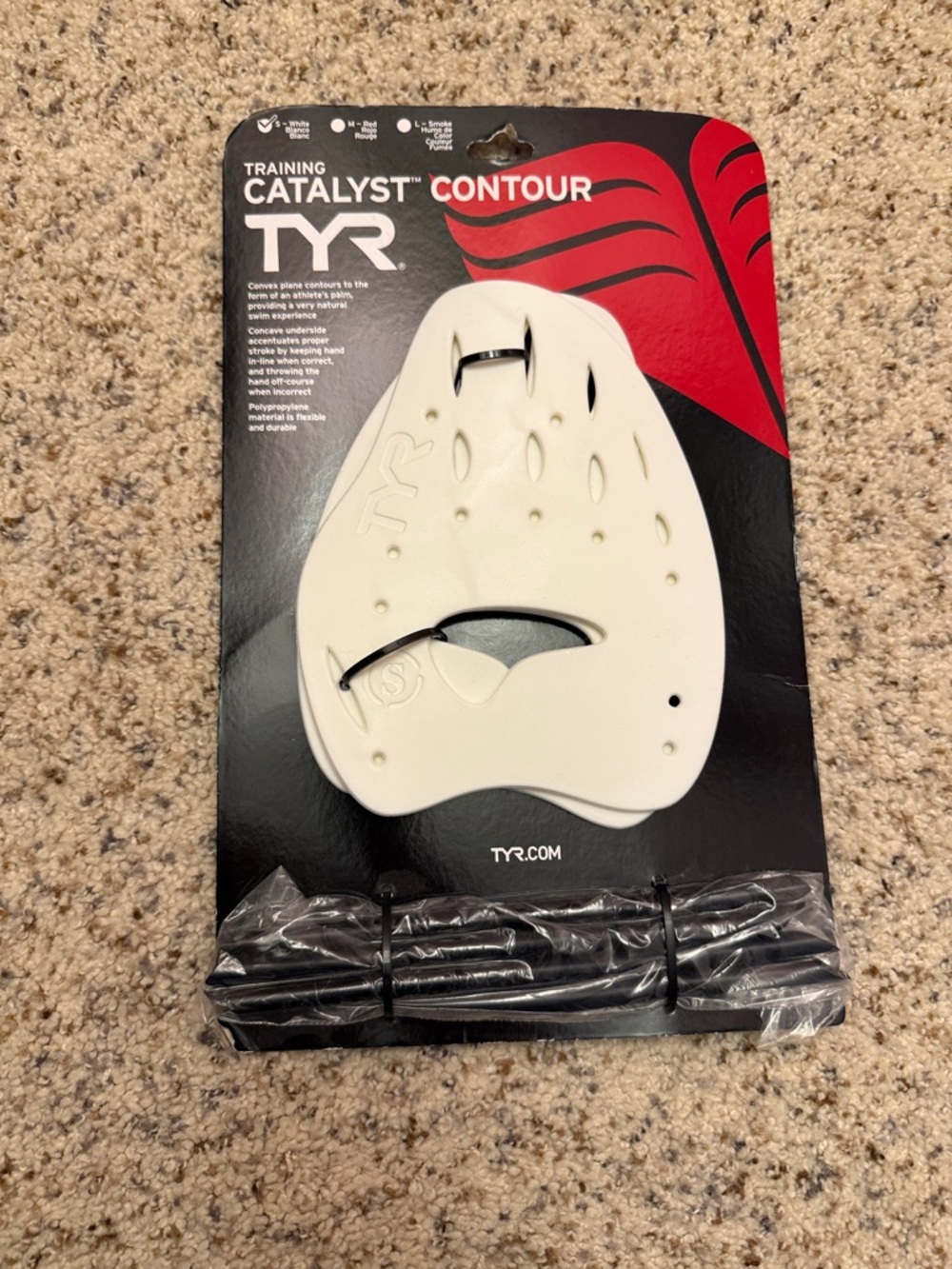 TYR White Training Catalyst Contour Hand Paddles